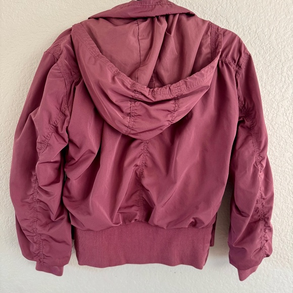 Athleta Point Reyes Bomber II Jacket XS – Wine Ruched Activewear Bomber - Picture 7 of 8